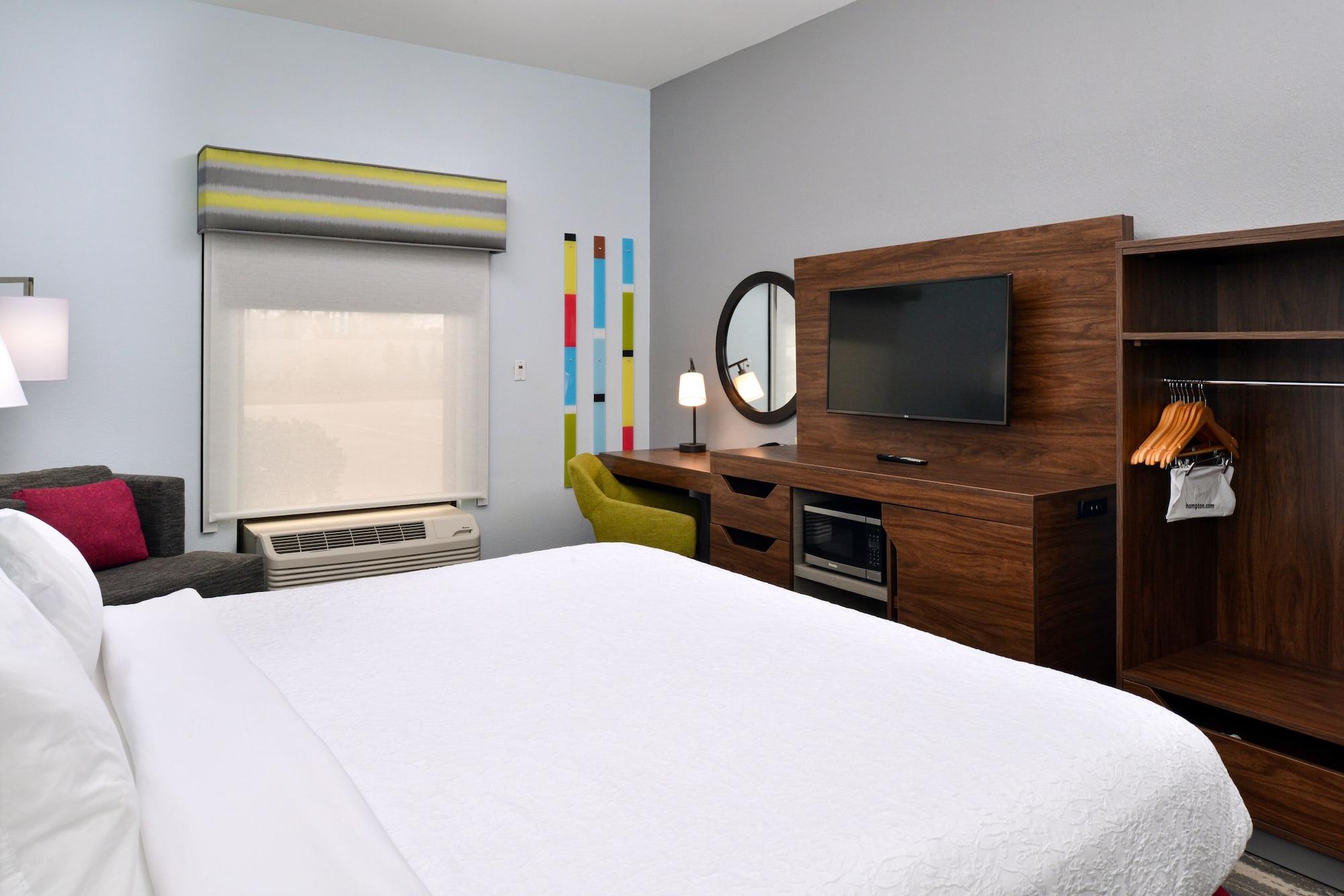 Hampton Inn By Hilton Panama City Beach Upper Grand Lagoon Bagian luar foto