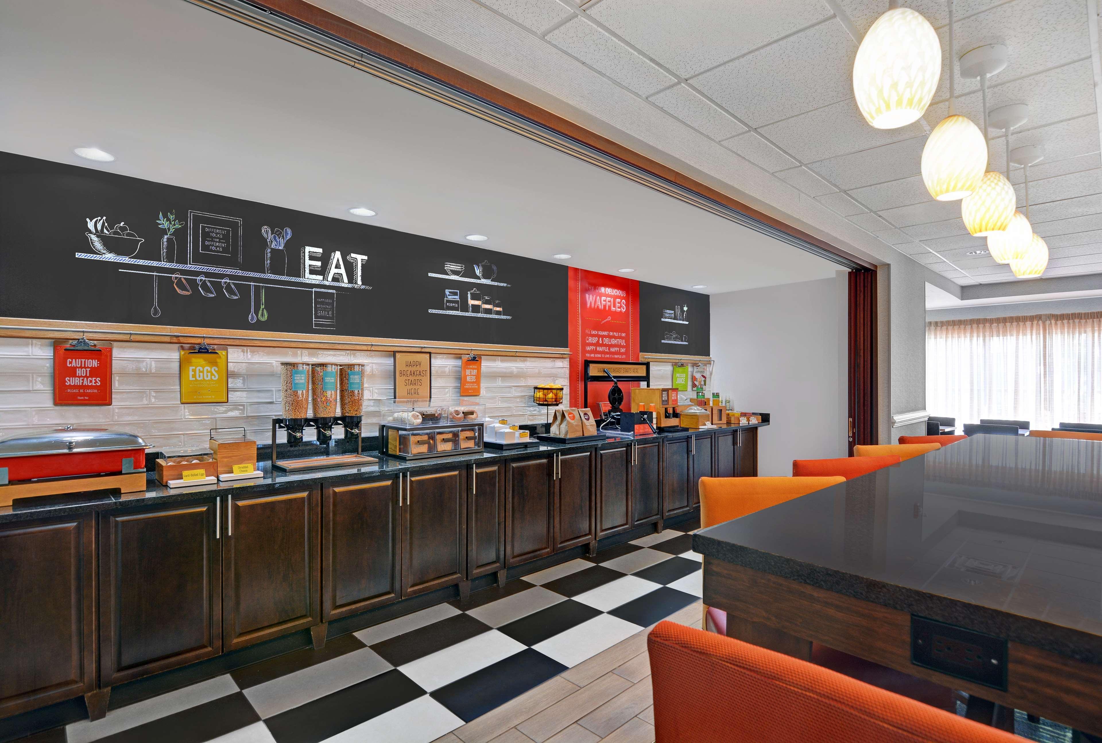 Hampton Inn By Hilton Panama City Beach Upper Grand Lagoon Bagian luar foto