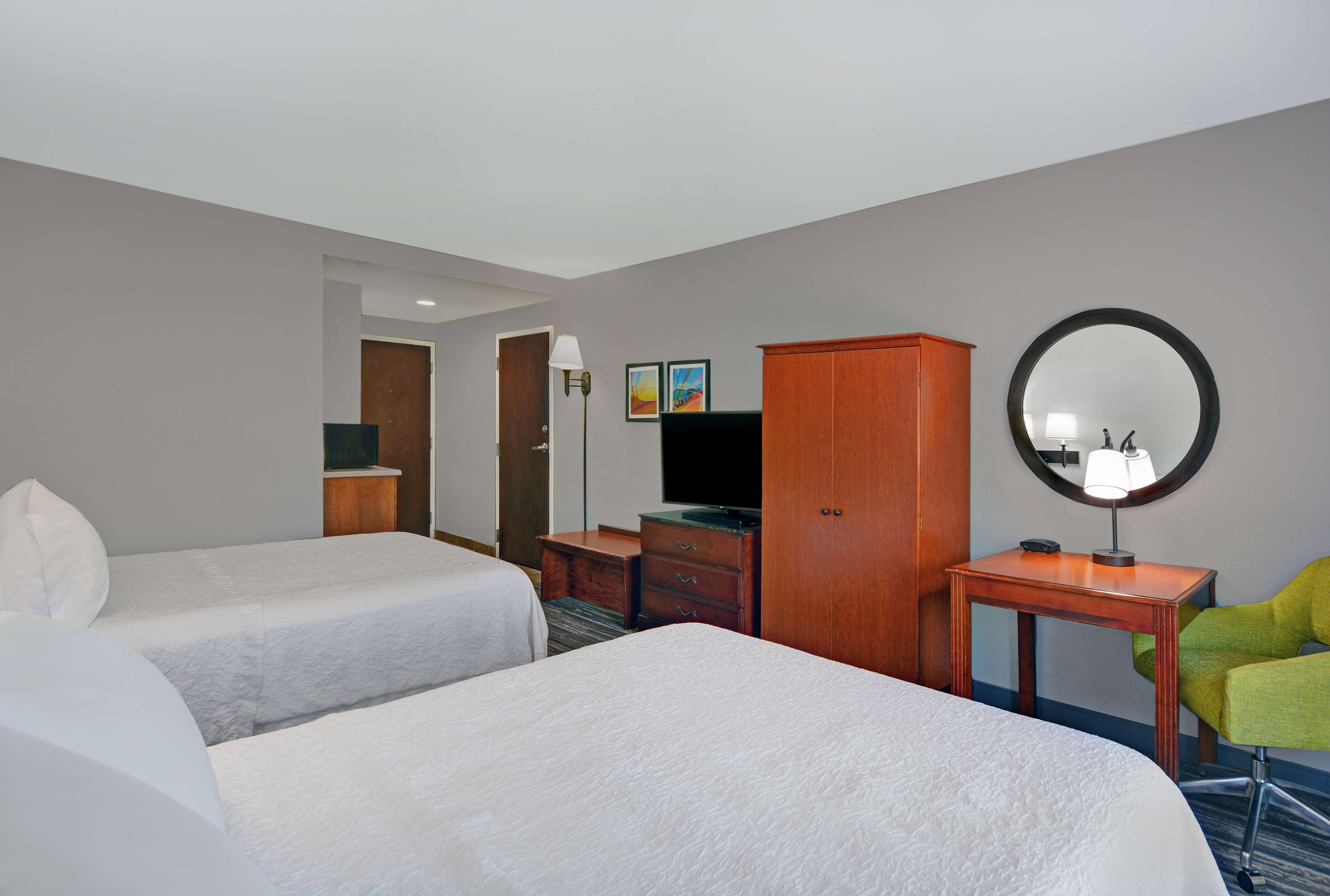 Hampton Inn By Hilton Panama City Beach Upper Grand Lagoon Bagian luar foto