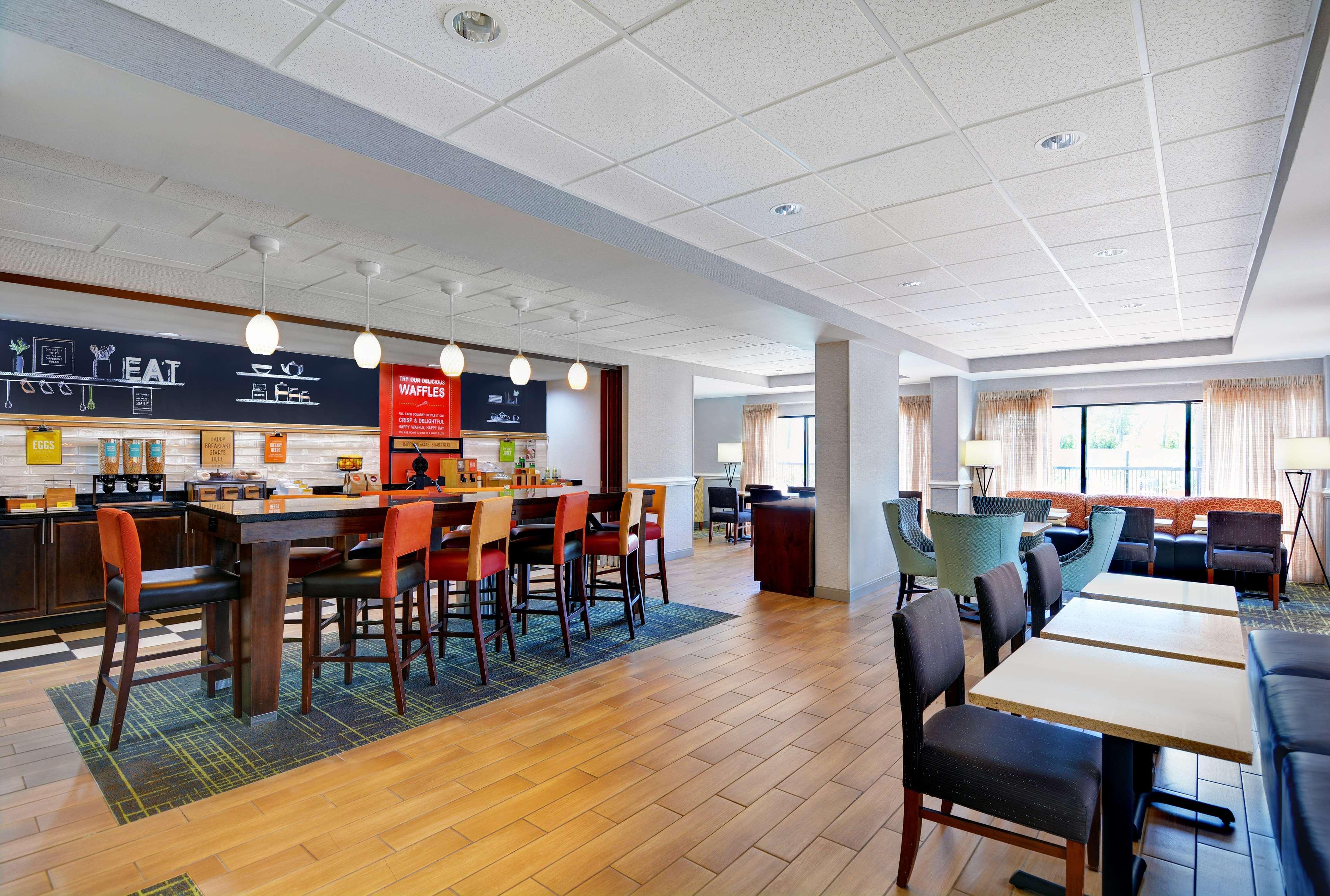 Hampton Inn By Hilton Panama City Beach Upper Grand Lagoon Bagian luar foto