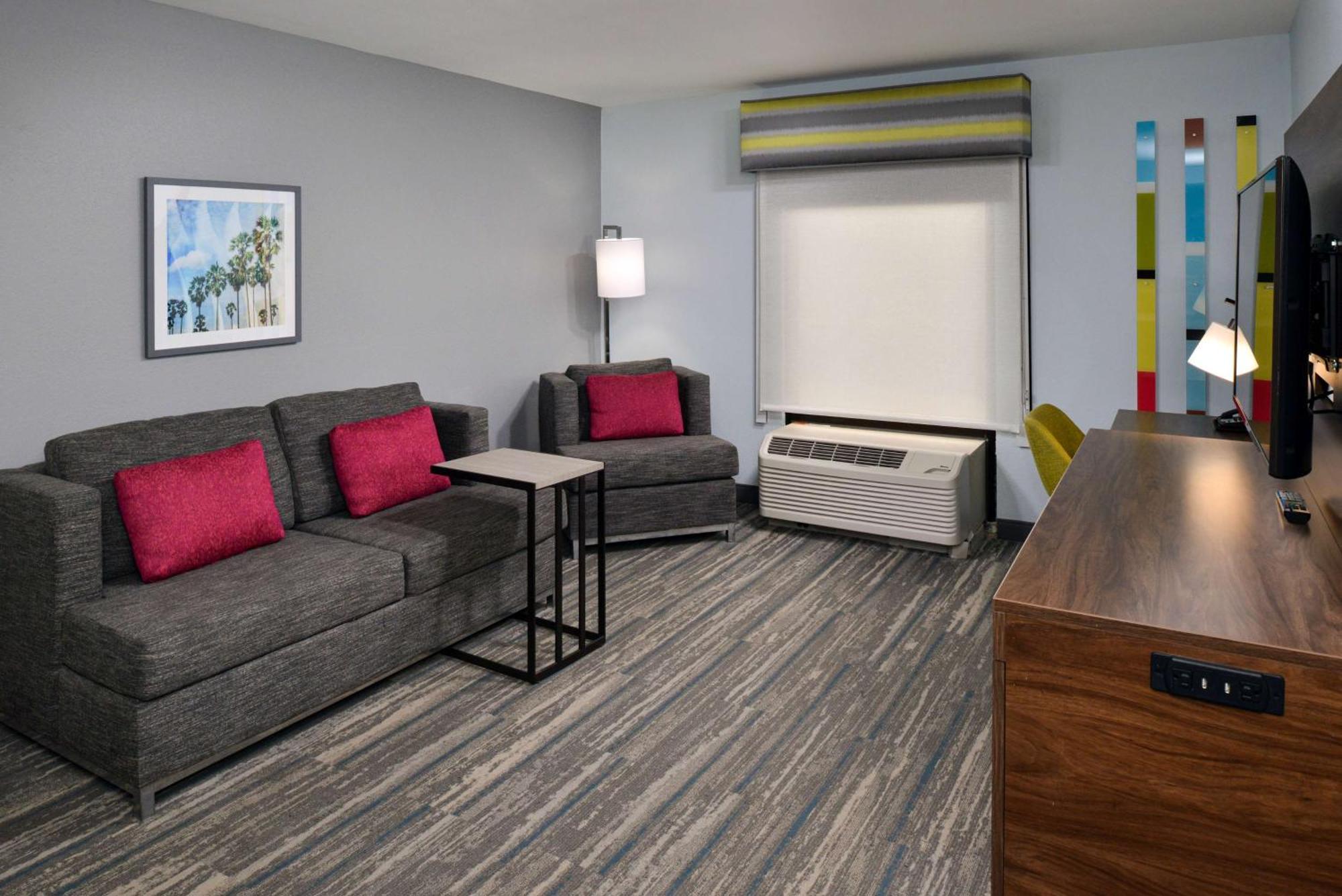 Hampton Inn By Hilton Panama City Beach Upper Grand Lagoon Bagian luar foto