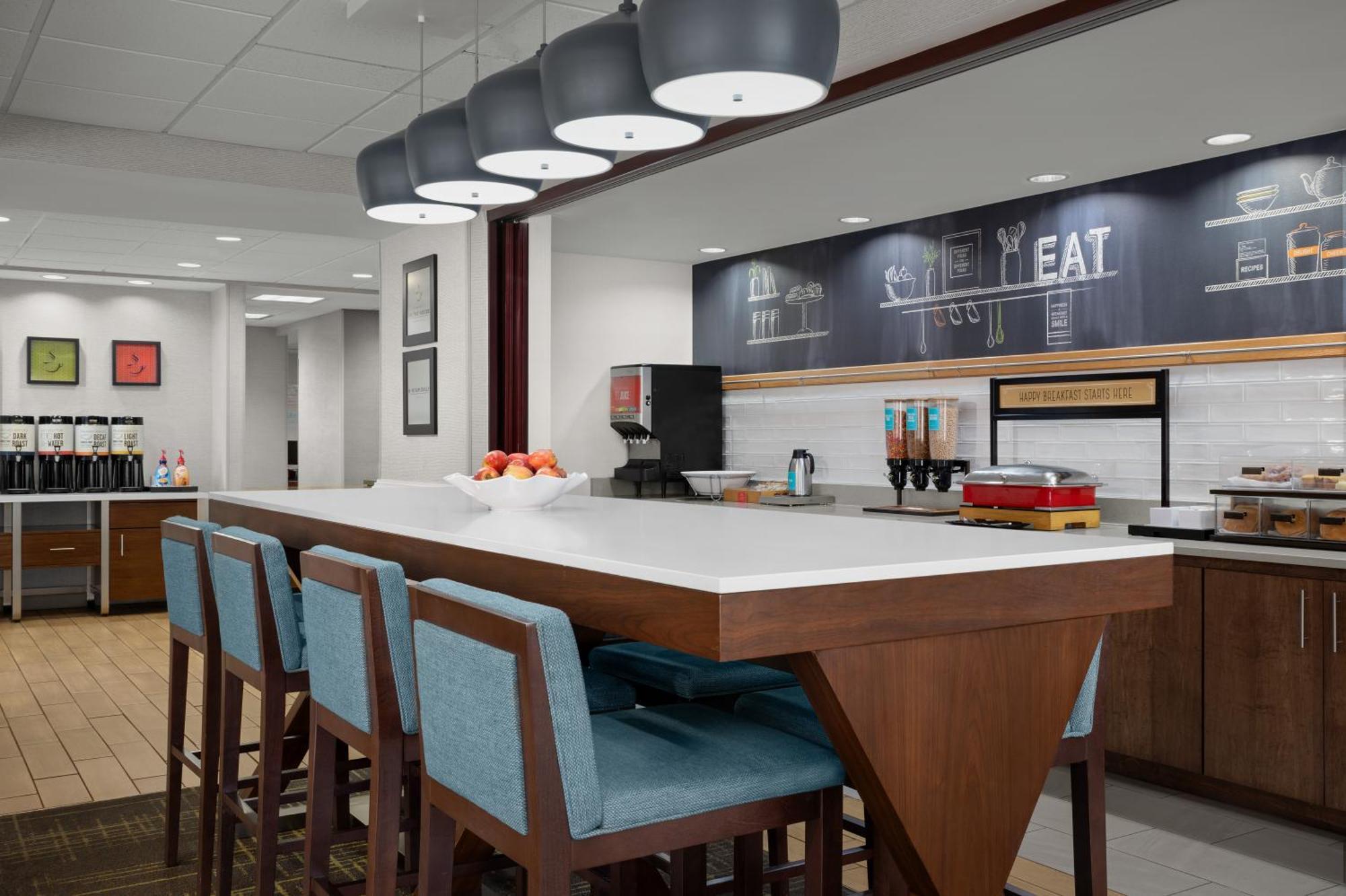 Hampton Inn By Hilton Panama City Beach Upper Grand Lagoon Bagian luar foto
